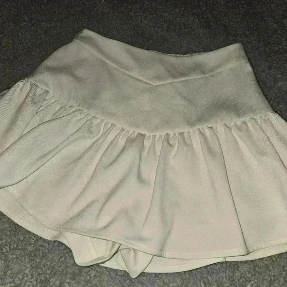Skort - Picture 1 of 4